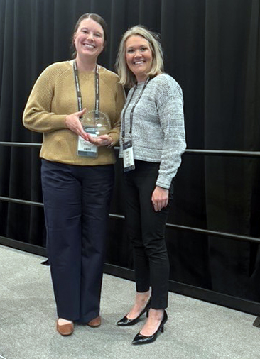 Best CRP/DM track oral abstract recipient, Molly Denlinger, poses for a photo with Eileen Tuschl, Director of CIBMTR MCW Data Operations